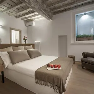 Raffaello Charmsuite Апартаменты
